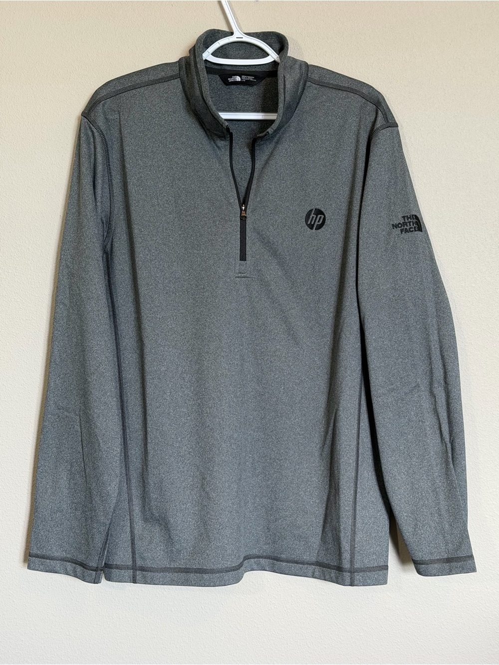 The North Face Men's Heather Gray Logo Pullover